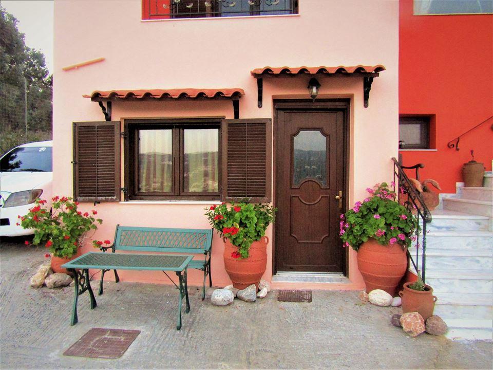 Kastro Studios Pigi  Luaran gambar